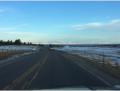 Rockies mit Schnee im ersten Sonnenlicht