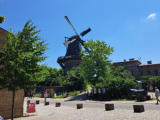 ... vom Schloss in die Mühle grad nebendran ,,,