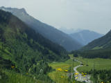 ... über den Arlberg Pass (Tunnel ist gesperrt) ...